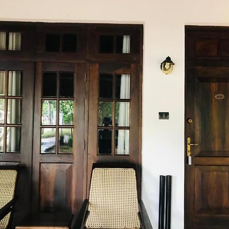 Palm Garden Village Hotel Anuradhapura Exterior photo